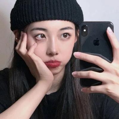 怪兽与女孩